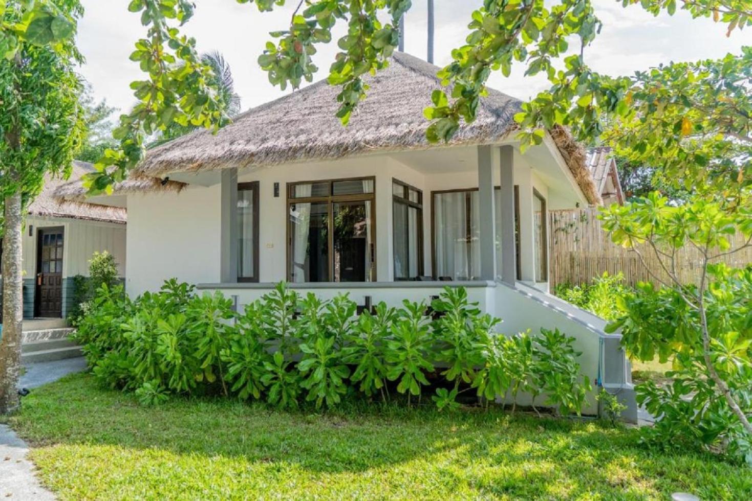 Adarin Beach Resort Mae Nam Exterior foto
